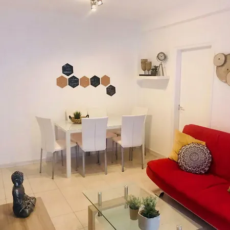 Апартаменты Serenity 2 - One Bedroom Flat