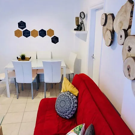 Serenity 2 - One Bedroom Flat Apartment *